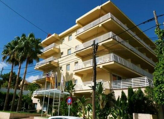 Roc Oberoy - Adults Only Hotel
